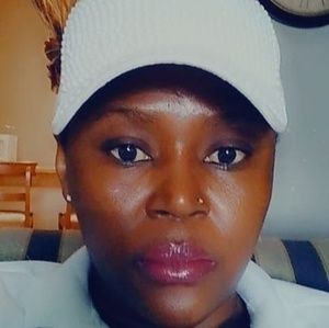 Meet your Posher, Zainab